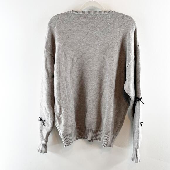 Edikted Satin Bow Applique Long Sleeve Crewneck Sweater Gray M / L - Picture 5 of 7